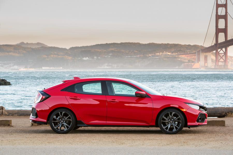  Honda Civic Sport Touring Hatchback (FK7) 2016 года  (NA) (фото 40 из 55)